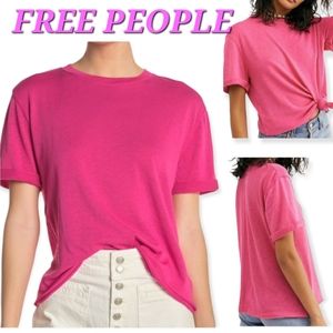 Free People short sleeves tee shirt in Magenta